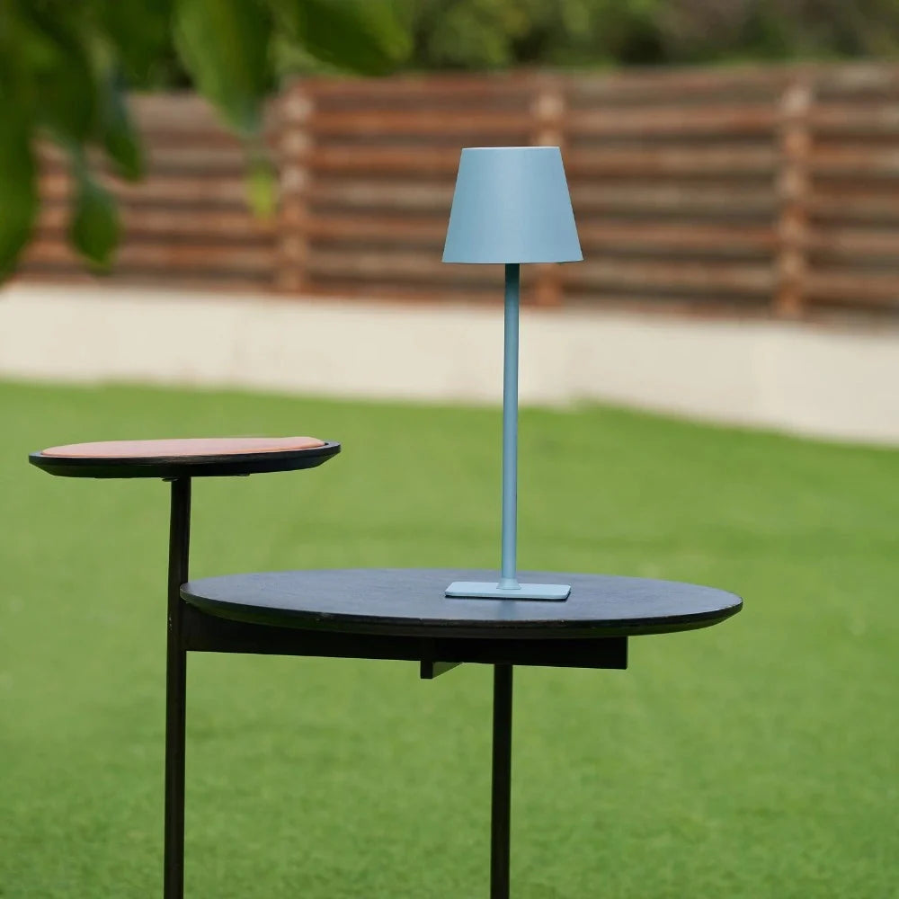 Lámpara de Mesa Alta Regulable LED – Diseño Minimalista Moderno