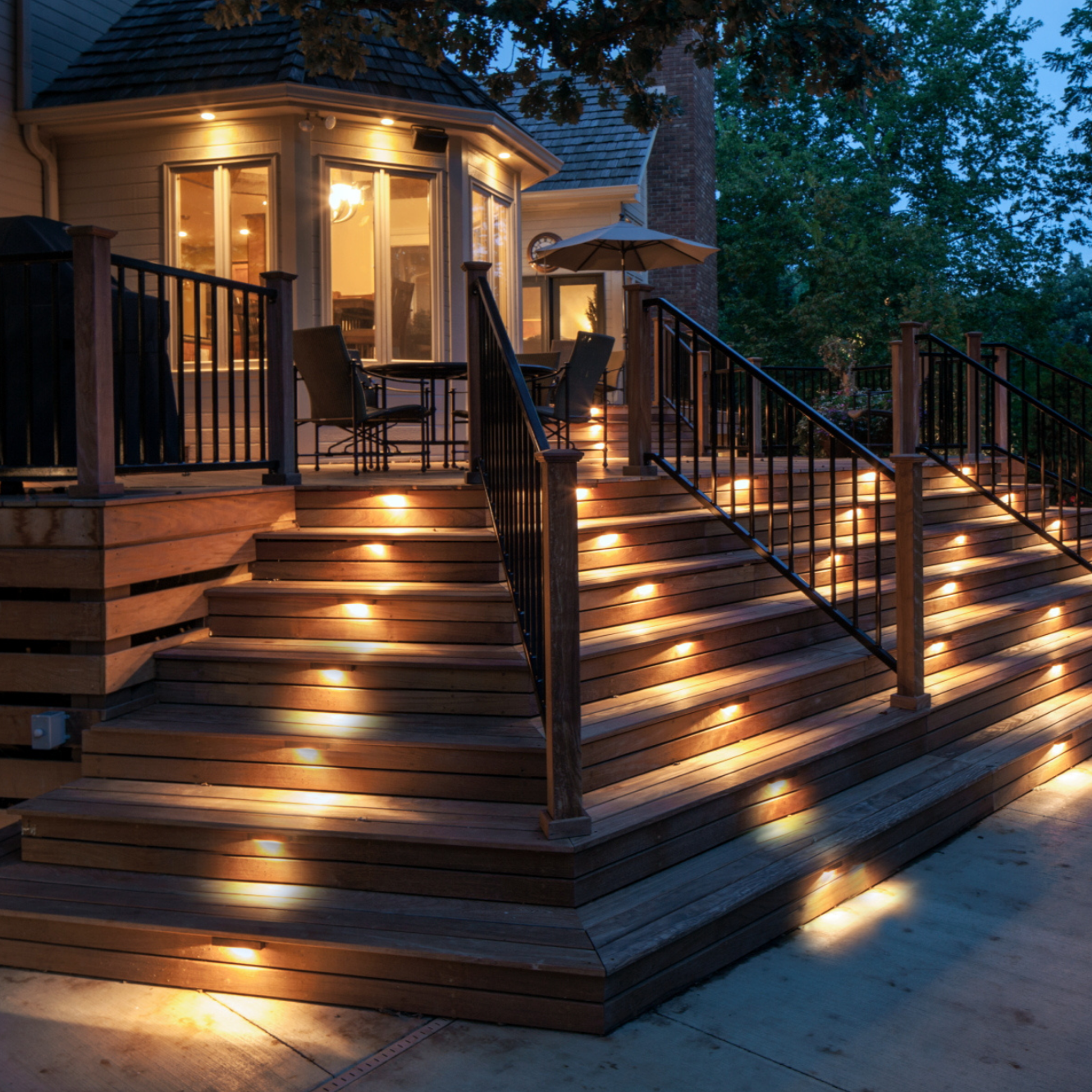Luces Solares para Escaleras – Seguridad y Estilo Exterior